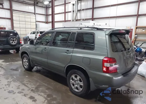 2005 Toyota Highlander V6 from USA, damaged, VIN JTEEP21A250100253